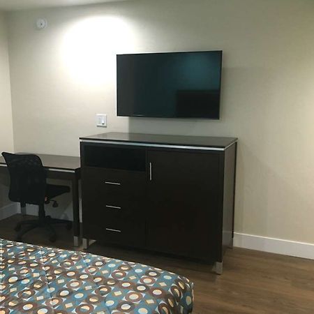 Vagabond Inn Executive - Bakersfield Downtowner Chambre photo