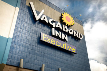 Vagabond Inn Executive - Bakersfield Downtowner Extérieur photo
